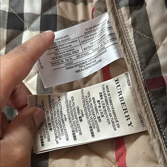 Burberry Brit Quilted Puffer Jacket Size Medium - Picture 7 of 13